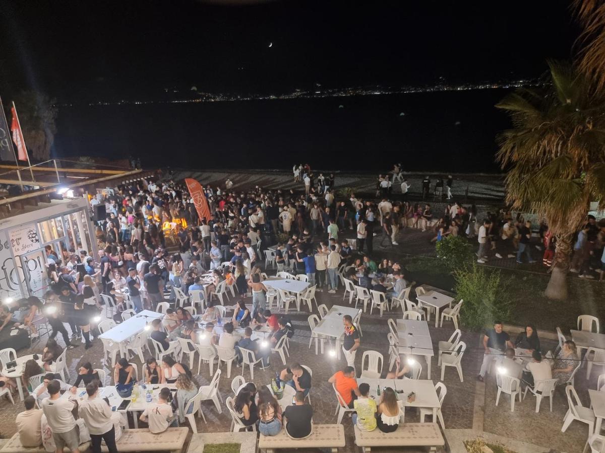Apartamento Loft Magna Grecia Reggio Calabria Centro Storico A 3 Minuti A Piedi Dal Mare Exterior foto