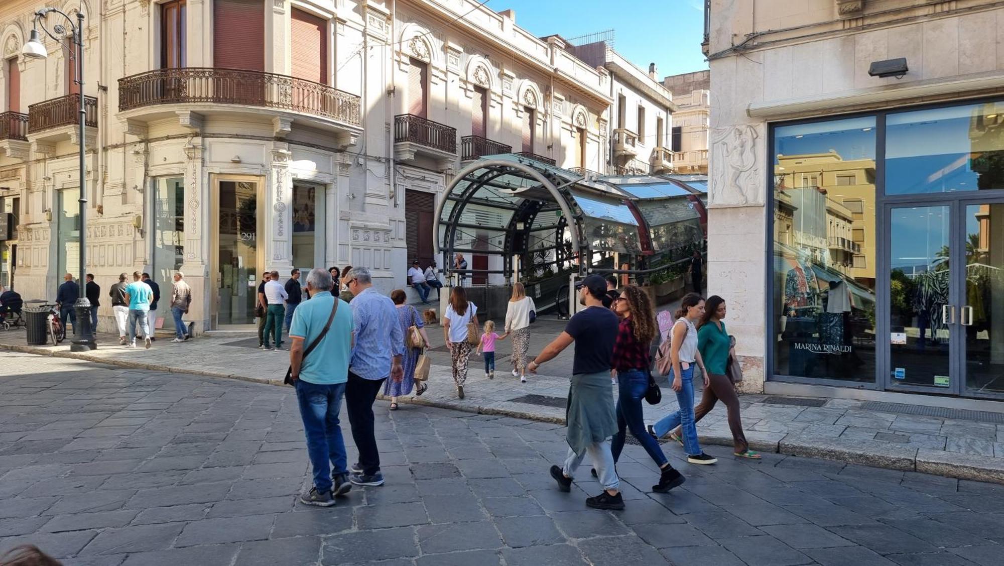 Apartamento Loft Magna Grecia Reggio Calabria Centro Storico A 3 Minuti A Piedi Dal Mare Exterior foto